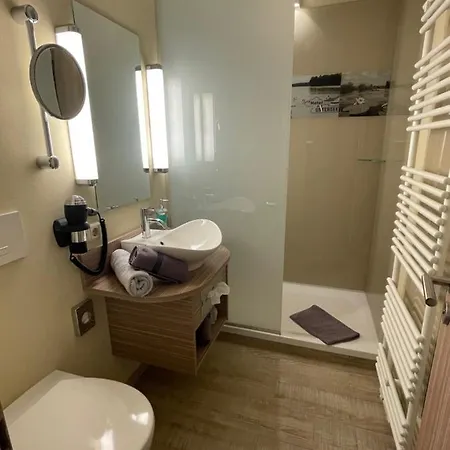 Hotell Am Untersee 3*