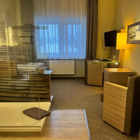 Hotell Am Untersee 3*