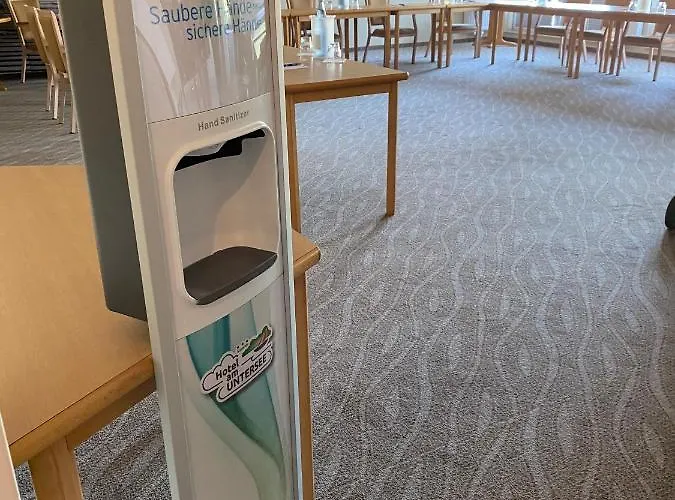 Hotel Am Untersee 3*